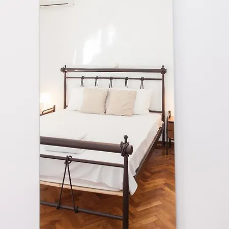 Beautiful New Decorated Apt In * Athens